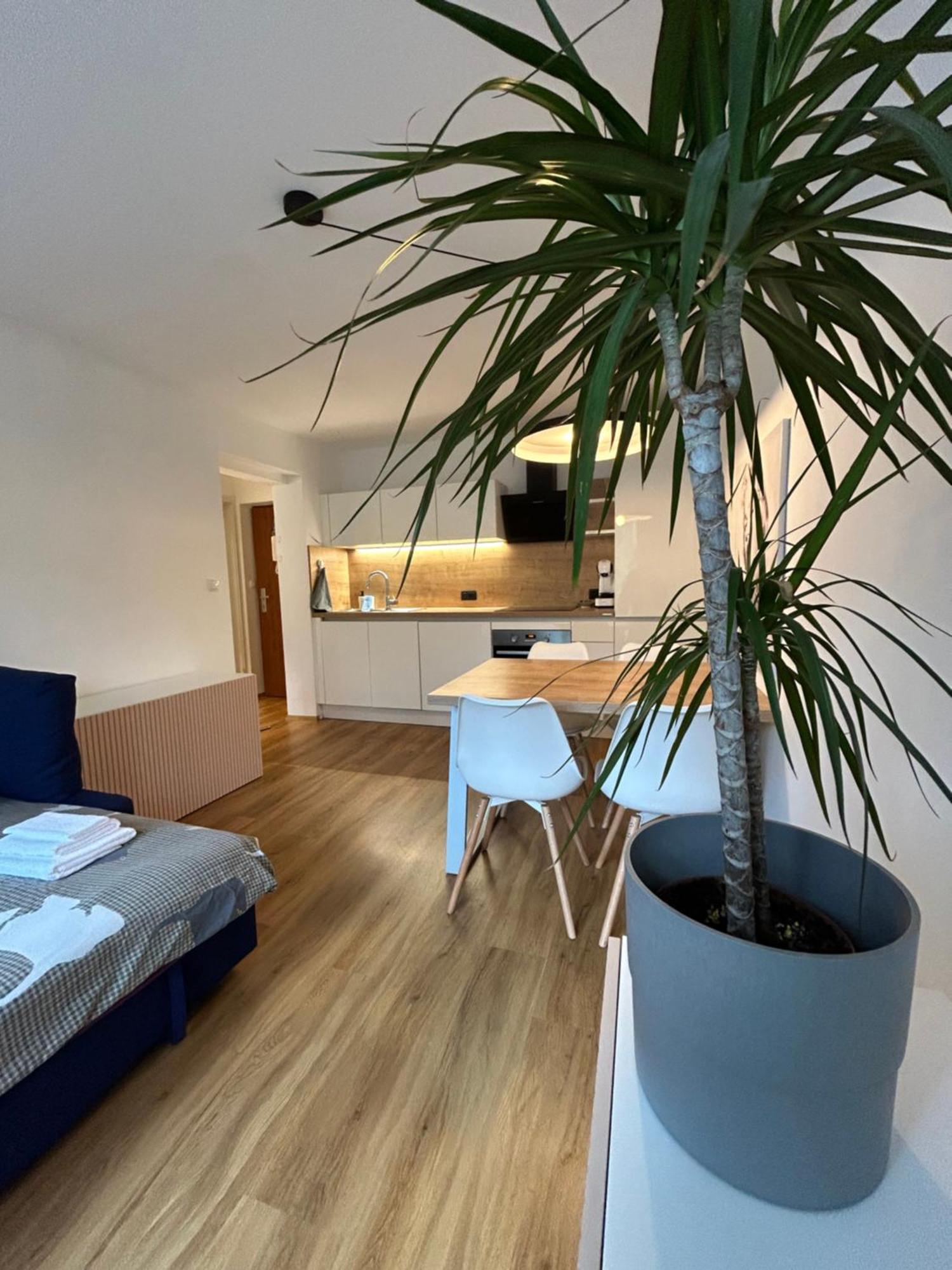 Karamela Apartment Ljubljana Buitenkant foto